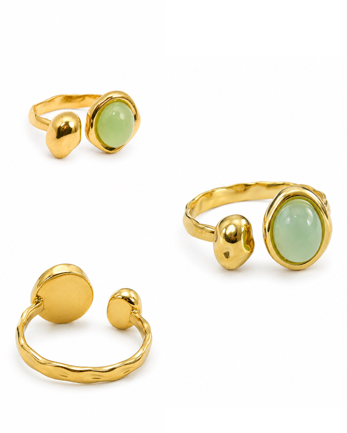 Anello regolabile dorato con cabochon verde chiaro