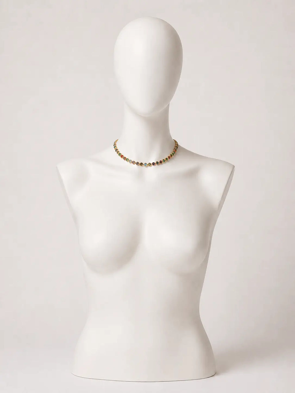 Collana girocollo dorata con cristalli multicolore